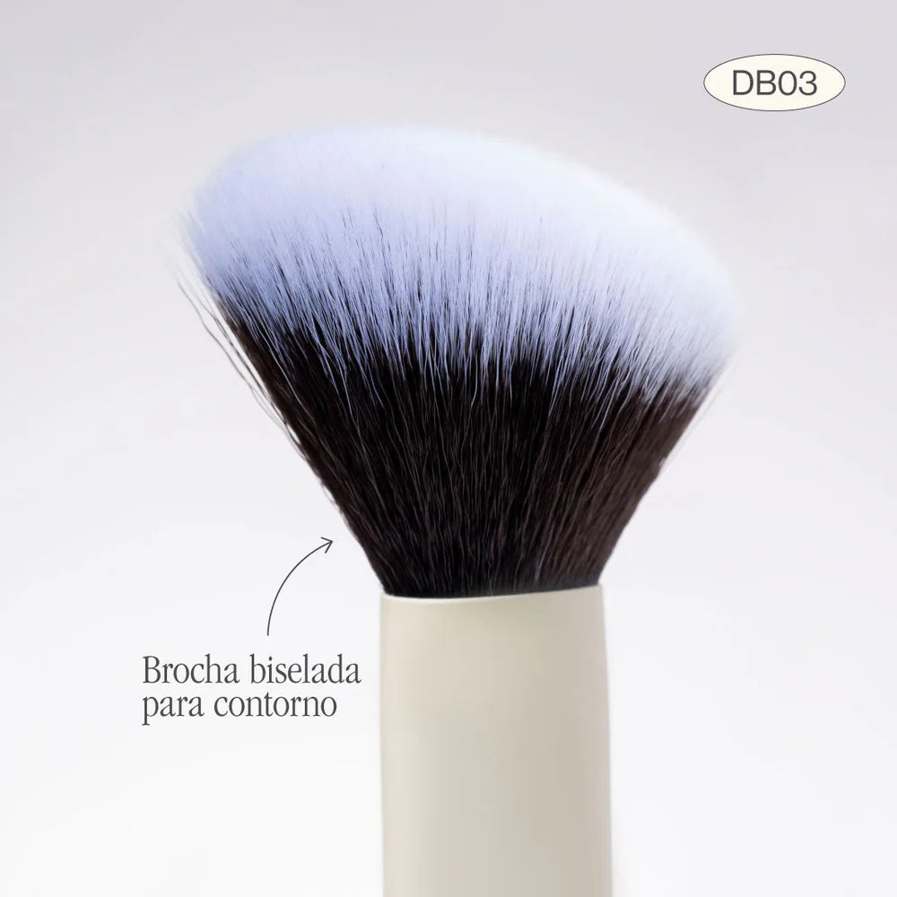 BROCHA DUO CONTORNO Y ABANICO DB03