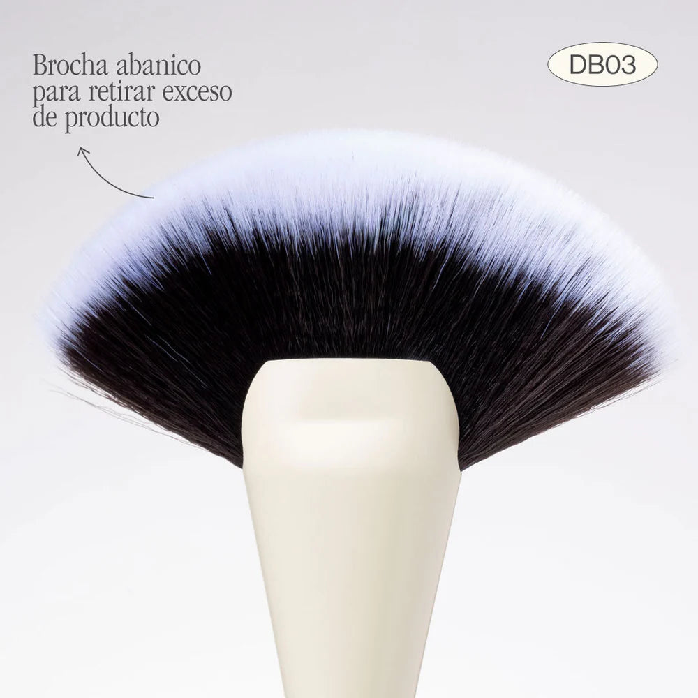 BROCHA DUO CONTORNO Y ABANICO DB03