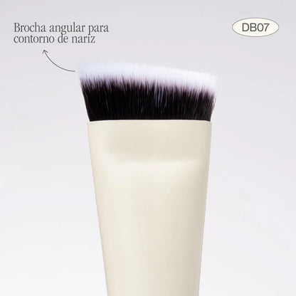 BROCHA DUO PARA CORRECTOR Y CONTORNO DB07