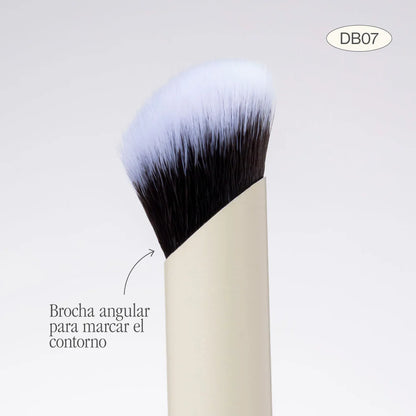 BROCHA DUO PARA CORRECTOR Y CONTORNO DB07